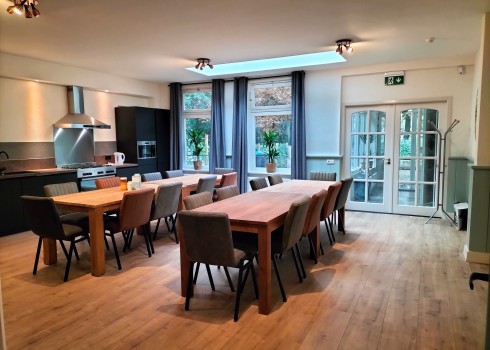 images/accommodations/gallerys/paasberg-algemeen/5-Groepsaccommodatie-de-Paasberg-Keuken-11.jpg images/accommodations/gallerys/paasberg-algemeen/5-Groepsaccommodatie-de-Paasberg-Keuken-11.jpg